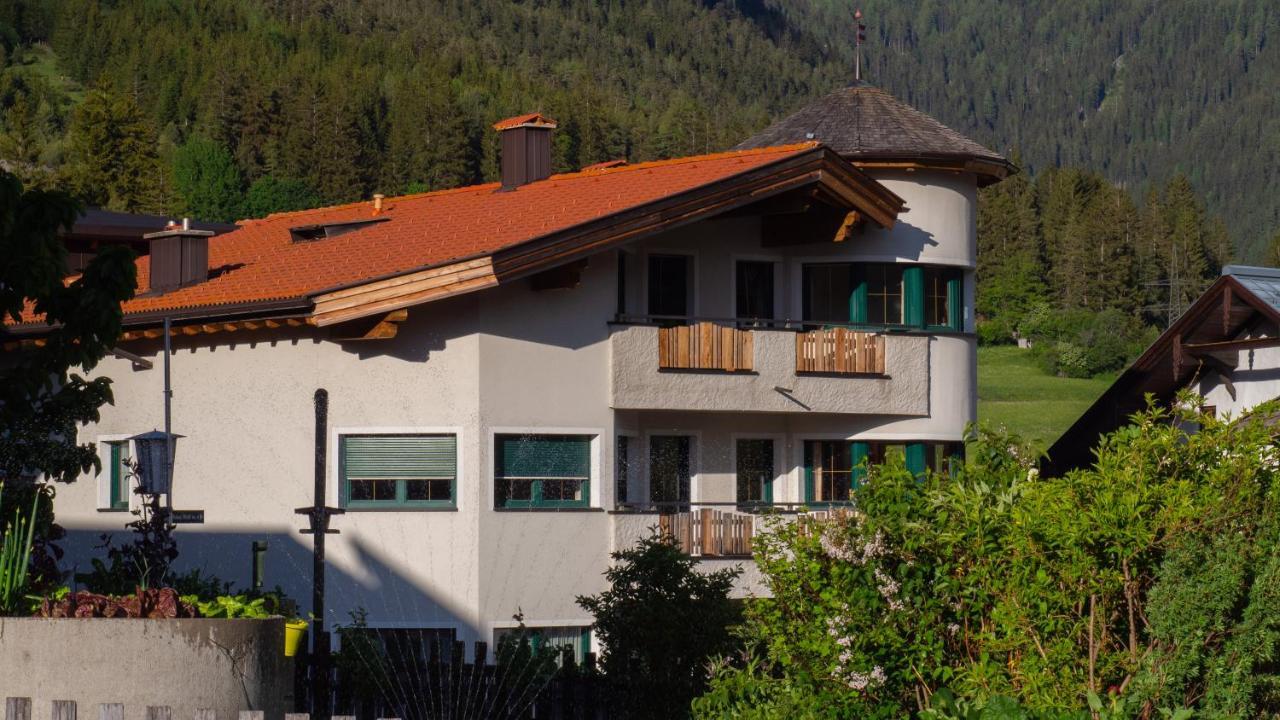 Appartement Strolz Schnann ภายนอก รูปภาพ