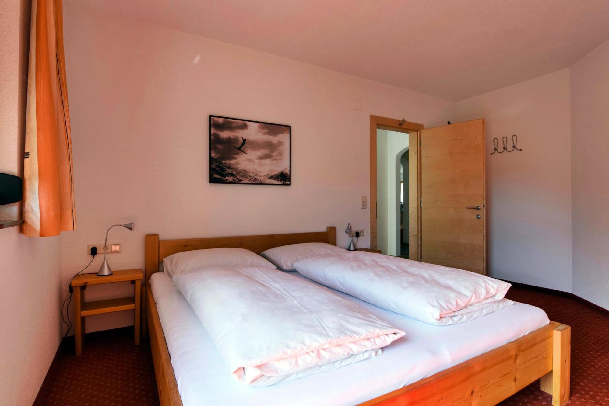 Appartement Strolz Schnann ภายนอก รูปภาพ