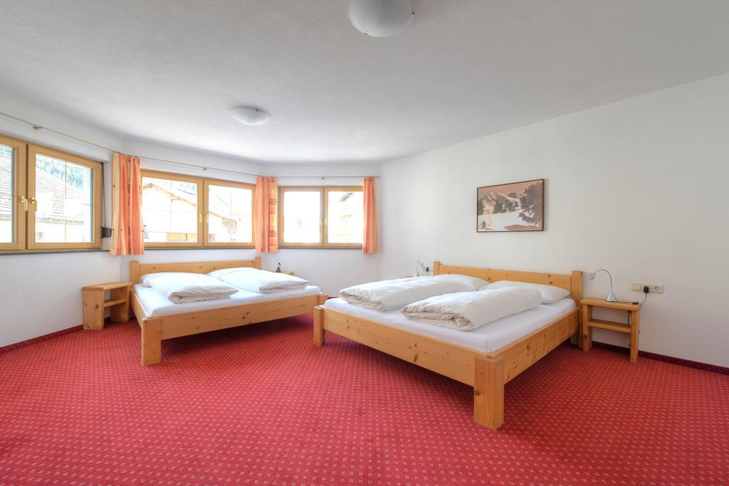 Appartement Strolz Schnann ห้อง รูปภาพ
